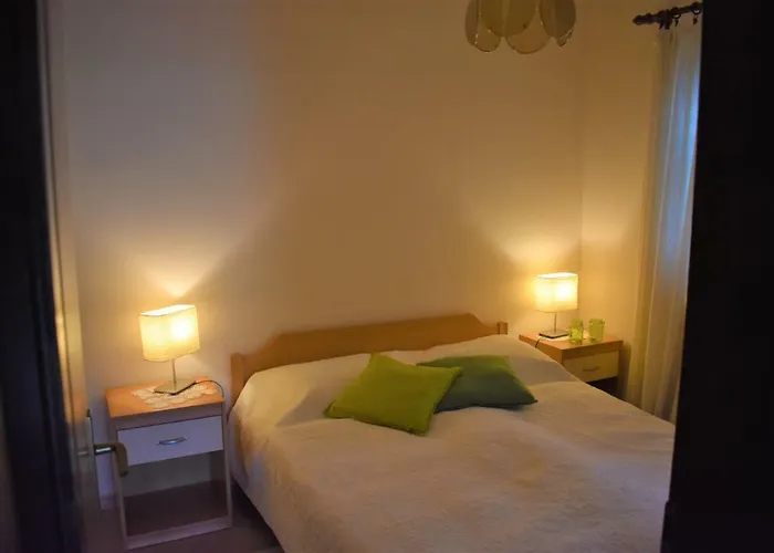 Apartment Sopta *